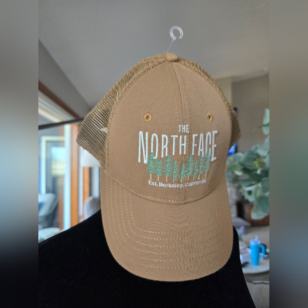 The North Face Utility Brown Mesh Trucker Hat - Picture 2 of 4